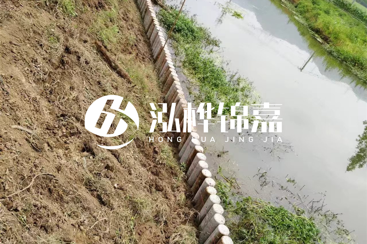 仿木樁施工前注意事項-水泥樁打樁機(jī)是怎么打樁的？
